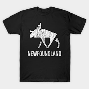 Moose || Newfoundland and Labrador || Gifts || Souvenirs || Clothing T-Shirt